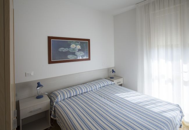 Appartamento a Porto Santa Margherita - LA ZATTERA - Apt su un piano +balcone e 2 camere Appartamento a Porto Santa Margherita - LA ZATTERA - Apt su un piano +balcone e 2 camere