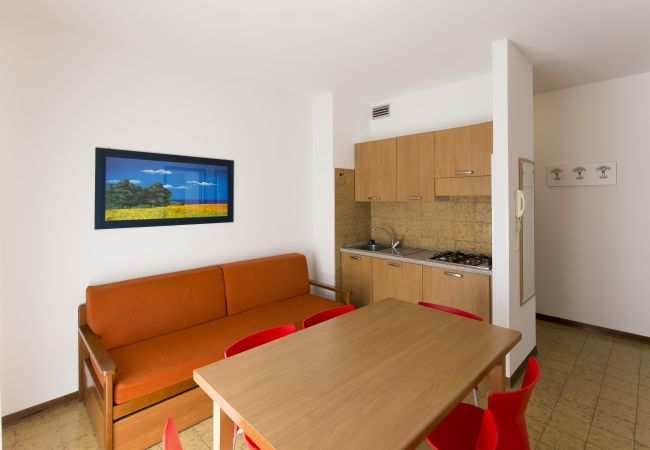 Appartamento a Porto Santa Margherita - LA ZATTERA - Apt su un piano +balcone e 2 camere Appartamento a Porto Santa Margherita - LA ZATTERA - Apt su un piano +balcone e 2 camere