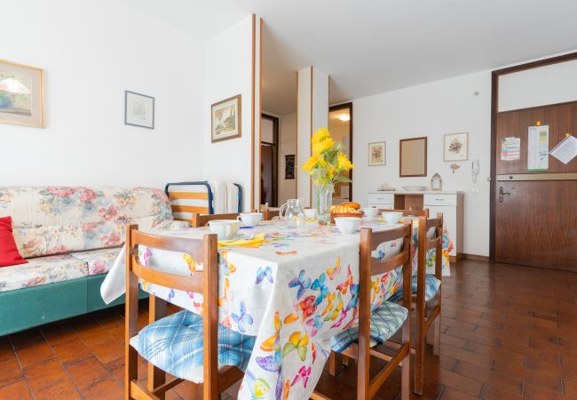 Appartamento a Porto Santa Margherita - ACAPULCO - Apt. su un piano +balcone e 2 camere  Appartamento a Porto Santa Margherita - ACAPULCO - Apt. su un piano +balcone e 2 camere