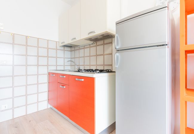 Appartamento a Porto Santa Margherita - HOLIDAY - Apt. su un piano + balcone e 1 camera Appartamento a Porto Santa Margherita - HOLIDAY - Apt. su un piano + balcone e 1 camera