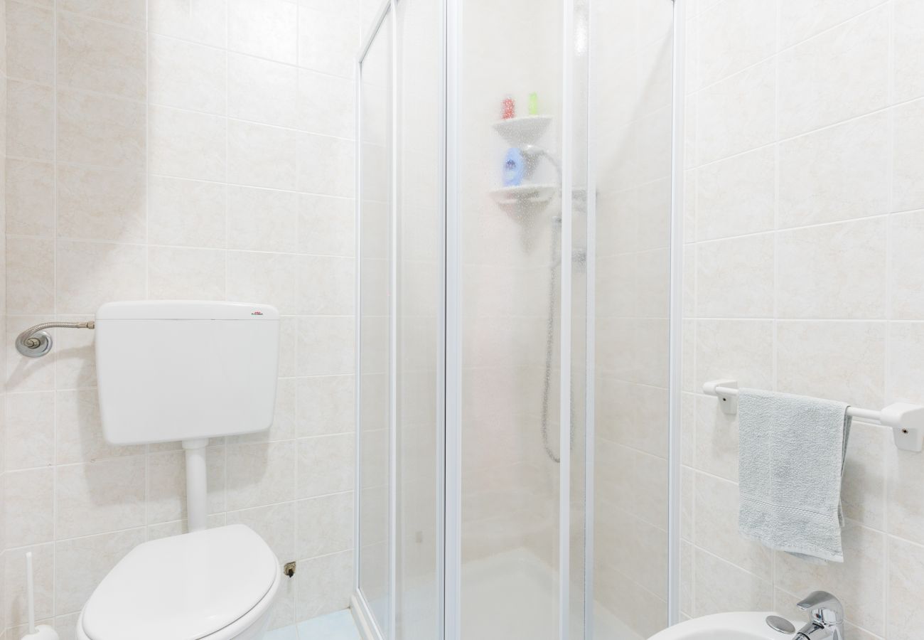 Appartamento a Porto Santa Margherita - HOLIDAY - Apt. su un piano + balcone e 1 camera Appartamento a Porto Santa Margherita - HOLIDAY - Apt. su un piano + balcone e 1 camera