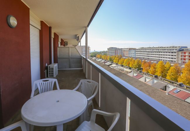 Appartamento a Porto Santa Margherita - HOLIDAY - Apt. su un piano + balcone e 2 camere Appartamento a Porto Santa Margherita - HOLIDAY - Apt. su un piano + balcone e 2 camere