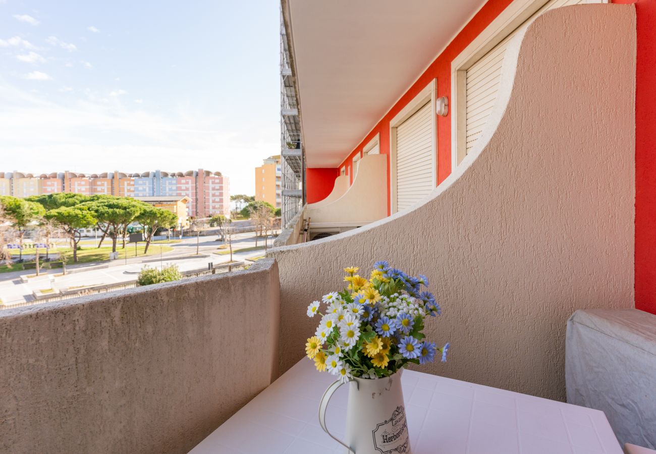 Studio a Porto Santa Margherita - IPIRANGA - Studio con balcone Studio a Porto Santa Margherita - IPIRANGA - Studio con balcone