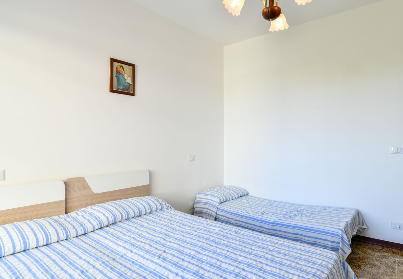 Appartamento a Porto Santa Margherita - MARCO POLO- Apt. su un piano con balcone e 1 camera Appartamento a Porto Santa Margherita - MARCO POLO- Apt. su un piano con balcone e 1 camera