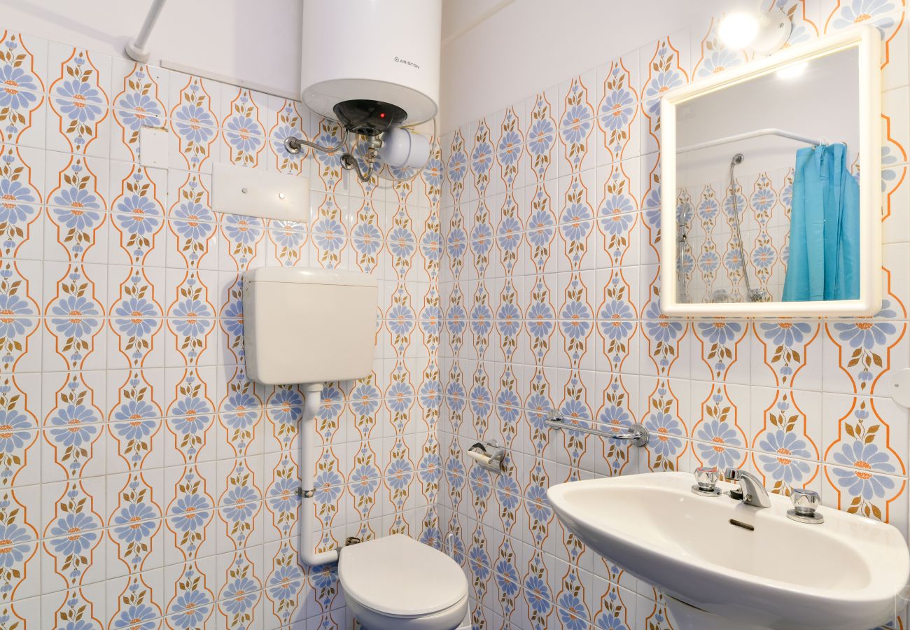 Appartamento a Porto Santa Margherita - MARCO POLO- Apt. su un piano con balcone e 1 camera Appartamento a Porto Santa Margherita - MARCO POLO- Apt. su un piano con balcone e 1 camera