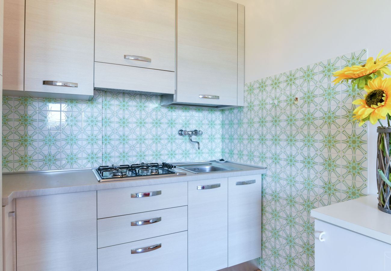 Appartamento a Porto Santa Margherita - MARCO POLO- Apt. su un piano con balcone e 1 camera Appartamento a Porto Santa Margherita - MARCO POLO- Apt. su un piano con balcone e 1 camera