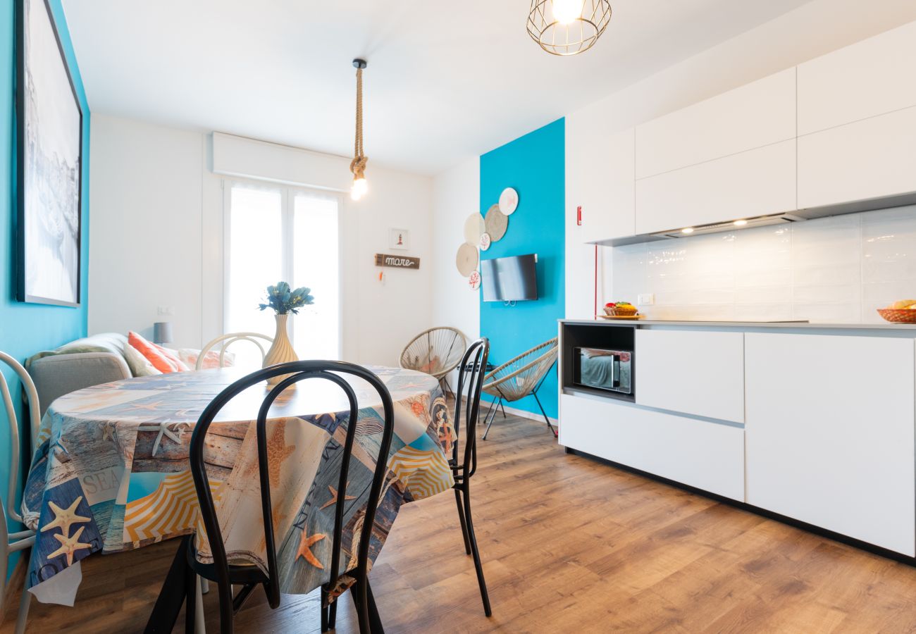 Appartamento a Porto Santa Margherita - PORTESIN - Apt. su un piano con balcone e 1 camera (5pax) Appartamento a Porto Santa Margherita - PORTESIN - Apt. su un piano con balcone e 1 camera (5pax)