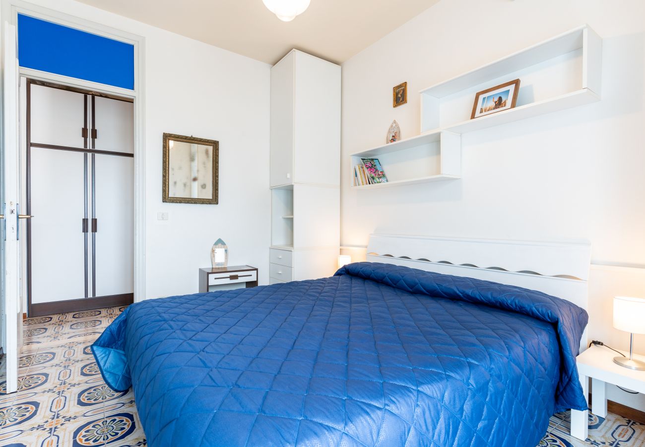 Appartamento a Porto Santa Margherita - PORTESIN - Apt. su un piano con balcone e 1 camera (4pax) Appartamento a Porto Santa Margherita - PORTESIN - Apt. su un piano con balcone e 1 camera (4pax)