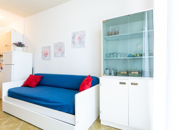Appartamento a Porto Santa Margherita - LIVENZA - Apt. su un piano con balcone e 1 camera Appartamento a Porto Santa Margherita - LIVENZA - Apt. su un piano con balcone e 1 camera