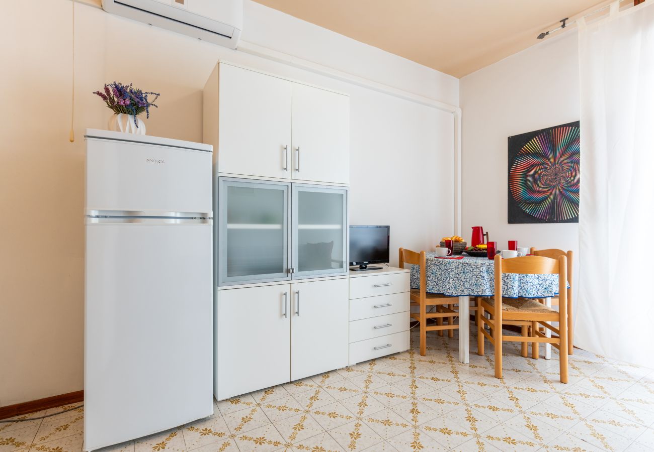 Appartamento a Porto Santa Margherita - LIVENZA - Apt. su un piano con balcone e 1 camera Appartamento a Porto Santa Margherita - LIVENZA - Apt. su un piano con balcone e 1 camera
