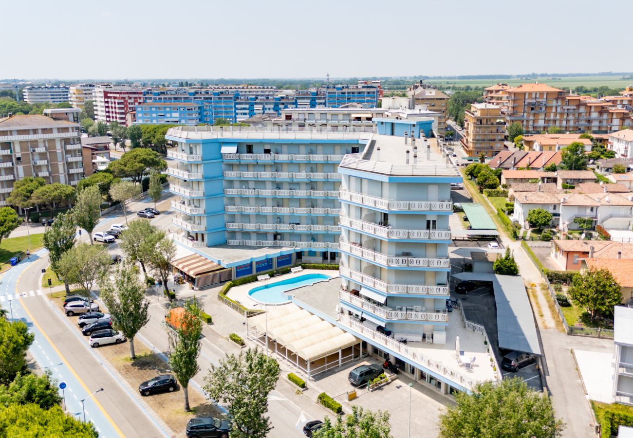 Appartamento a Porto Santa Margherita - LIVENZA - Apt. su un piano con balcone e 1 camera Appartamento a Porto Santa Margherita - LIVENZA - Apt. su un piano con balcone e 1 camera