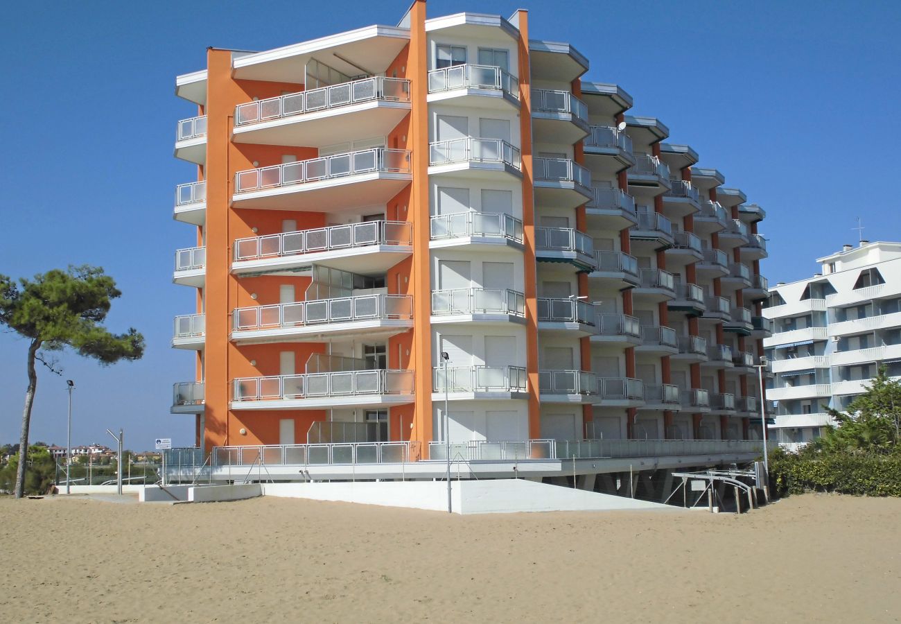 Appartamento a Porto Santa Margherita - MARGHERITA 70 - Apt. su un piano con balcone e 1 camera Appartamento a Porto Santa Margherita - MARGHERITA 70 - Apt. su un piano con balcone e 1 camera