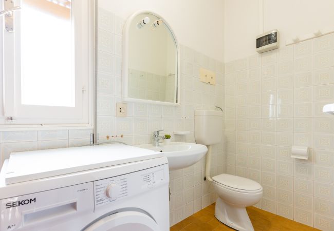 Appartamento a Porto Santa Margherita - PRATO VERDE - Villetta su due piani+giardino e 3 camere Appartamento a Porto Santa Margherita - PRATO VERDE - Villetta su due piani+giardino e 3 camere