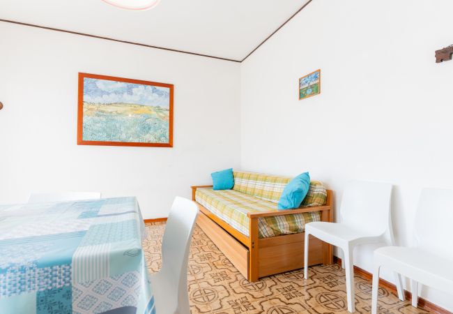 Appartamento a Porto Santa Margherita - PRATO VERDE - Villetta su due piani+giardino e 3 camere Appartamento a Porto Santa Margherita - PRATO VERDE - Villetta su due piani+giardino e 3 camere