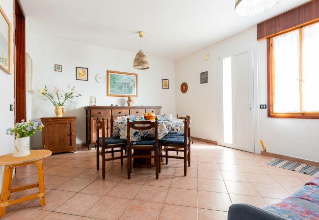 Appartamento a Porto Santa Margherita - EUROPA - Villetta su due piani+ due camere Appartamento a Porto Santa Margherita - EUROPA - Villetta su due piani+ due camere