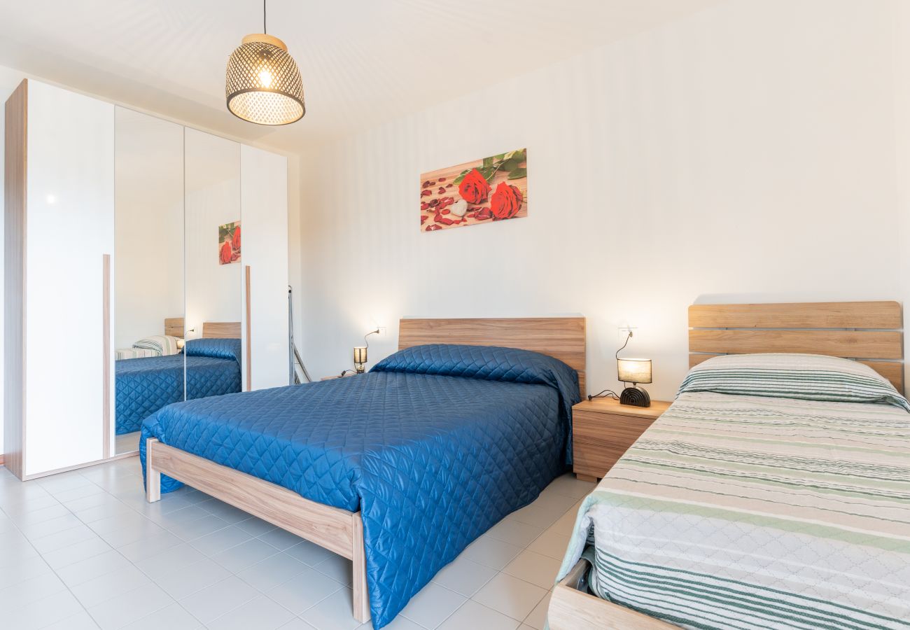 Appartamento a Porto Santa Margherita - CARAVELLA 2- Apt con 1 camera da letto e Balcone Appartamento a Porto Santa Margherita - CARAVELLA 2- Apt con 1 camera da letto e Balcone
