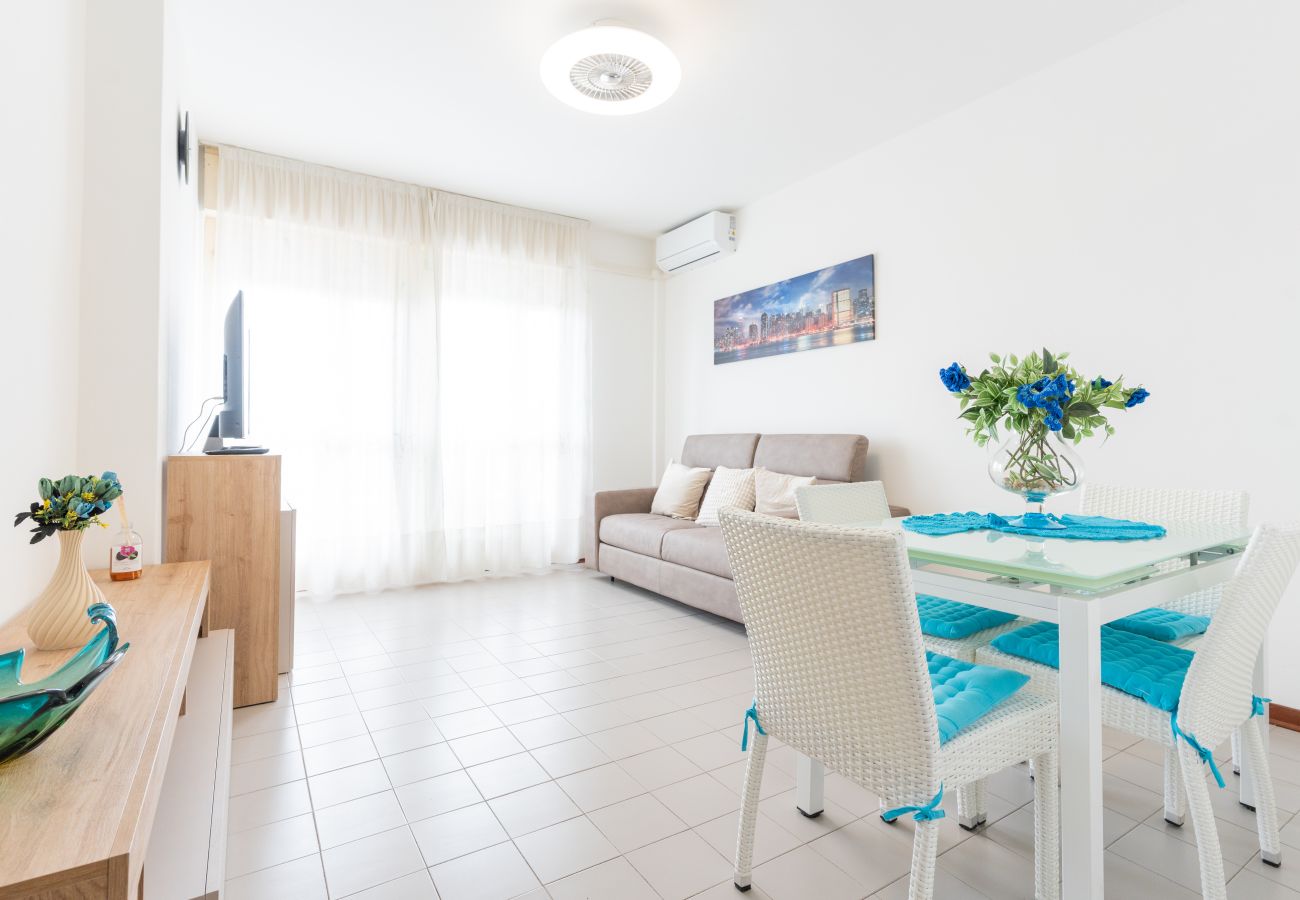 Appartamento a Porto Santa Margherita - CARAVELLA 2- Apt con 1 camera da letto e Balcone Appartamento a Porto Santa Margherita - CARAVELLA 2- Apt con 1 camera da letto e Balcone