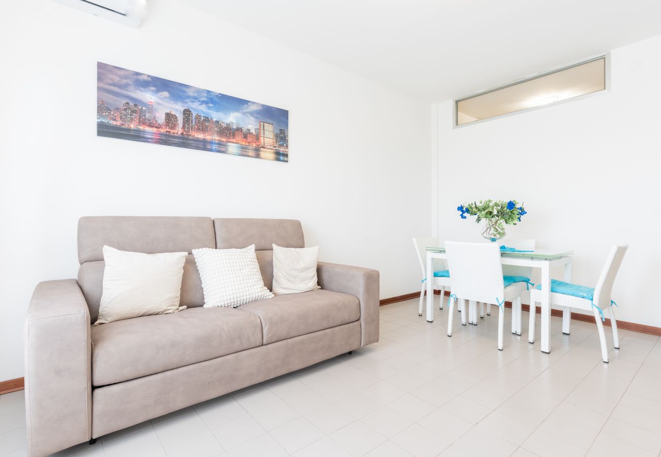 Appartamento a Porto Santa Margherita - CARAVELLA 2- Apt con 1 camera da letto e Balcone Appartamento a Porto Santa Margherita - CARAVELLA 2- Apt con 1 camera da letto e Balcone