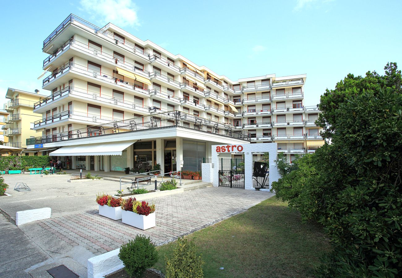 Ferienwohnung in Porto Santa Margherita - ASTRO - Whg. auf eine ETG mit Balkon und 1 Schlafzimmer Ferienwohnung in Porto Santa Margherita - ASTRO - Whg. auf eine ETG mit Balkon und 1 Schlafzimmer
