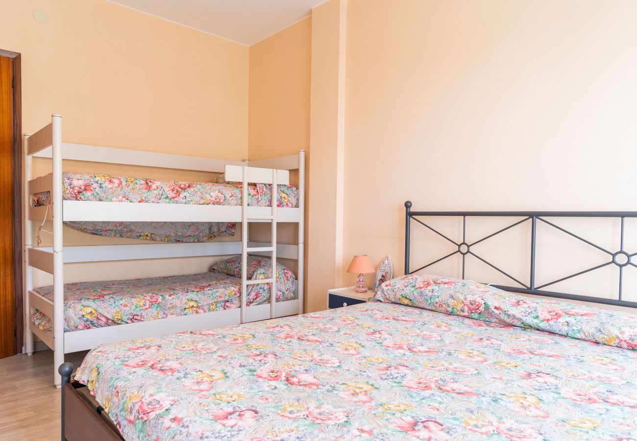 Ferienwohnung in Porto Santa Margherita - ASTRO - Whg. auf eine ETG mit Balkon und 1 Schlafzimmer Ferienwohnung in Porto Santa Margherita - ASTRO - Whg. auf eine ETG mit Balkon und 1 Schlafzimmer