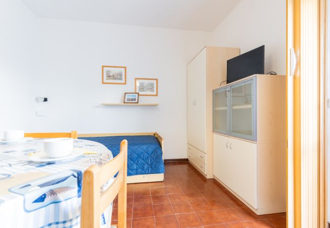 Studio in Porto Santa Margherita - HOLIDAY - Studio mit Balkon Studio in Porto Santa Margherita - HOLIDAY - Studio mit Balkon