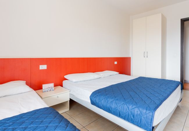 Ferienwohnung in Porto Santa Margherita - HOLIDAY - Whg. auf eine ETG + Balkon und 1 Schlafzimmer Ferienwohnung in Porto Santa Margherita - HOLIDAY - Whg. auf eine ETG + Balkon und 1 Schlafzimmer