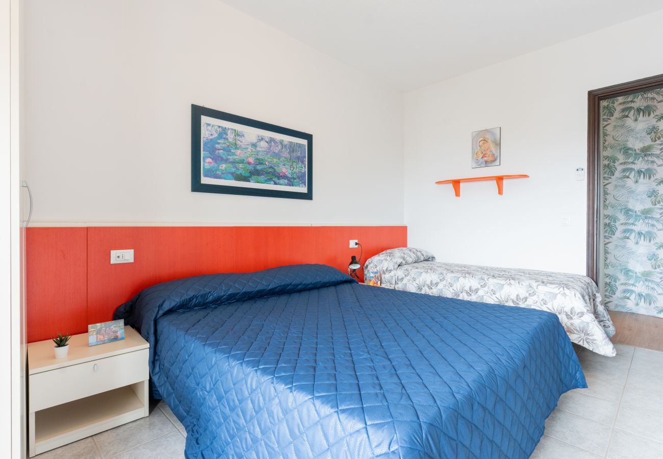 Ferienwohnung in Porto Santa Margherita - HOLIDAY - Whg. auf eine ETG + Balkon und 1 Schlafzimmer Ferienwohnung in Porto Santa Margherita - HOLIDAY - Whg. auf eine ETG + Balkon und 1 Schlafzimmer