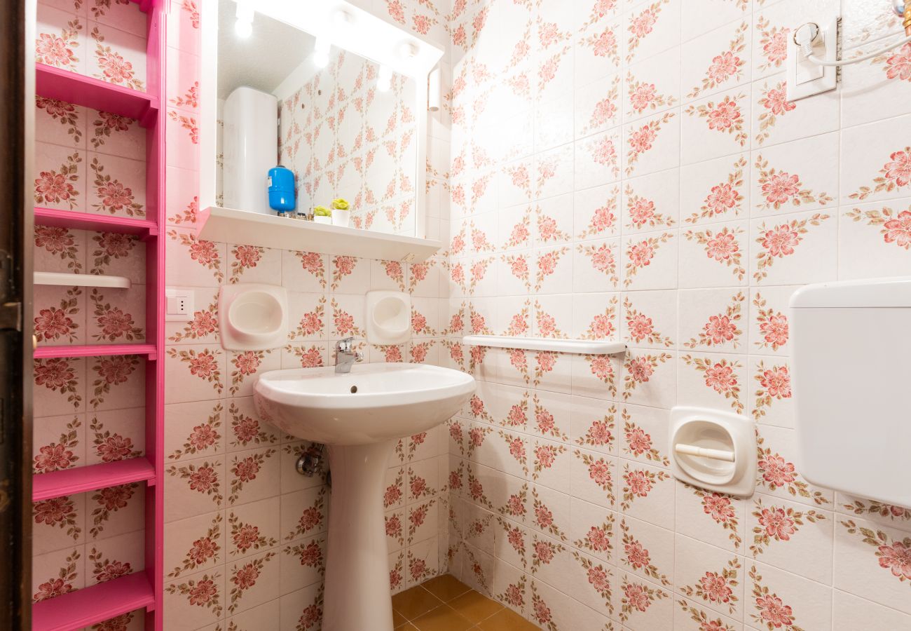 Ferienwohnung in Porto Santa Margherita - HOLIDAY - Whg. auf eine ETG + Balkon und 1 Schlafzimmer Ferienwohnung in Porto Santa Margherita - HOLIDAY - Whg. auf eine ETG + Balkon und 1 Schlafzimmer