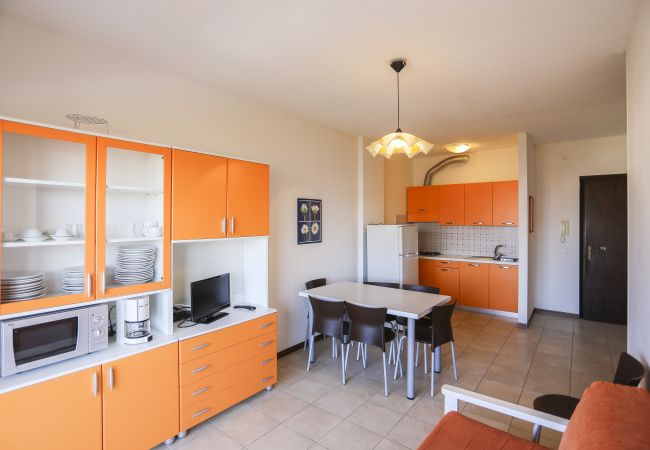 Ferienwohnung in Porto Santa Margherita - HOLIDAY - Whg. auf eine ETG + Balkon und 2 Schlafzimmer Ferienwohnung in Porto Santa Margherita - HOLIDAY - Whg. auf eine ETG + Balkon und 2 Schlafzimmer