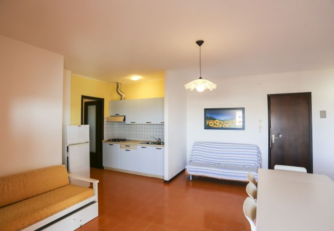 Ferienwohnung in Porto Santa Margherita - HOLIDAY - Whg. auf eine ETG + Balkon und 2 Schlafzimmer Ferienwohnung in Porto Santa Margherita - HOLIDAY - Whg. auf eine ETG + Balkon und 2 Schlafzimmer