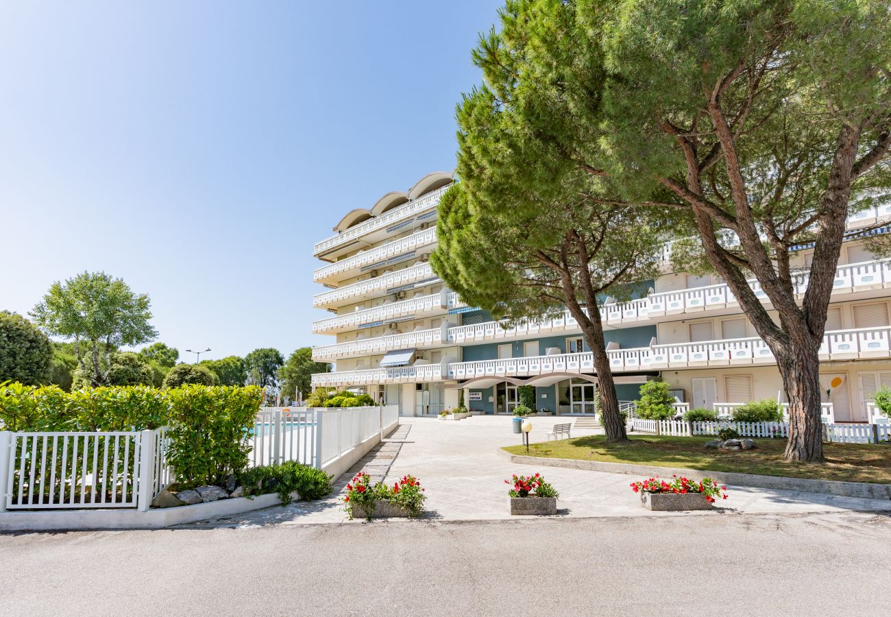 Ferienwohnung in Porto Santa Margherita - PORTESIN - Wohnung auf eine Etg mit Balkon und 1 Schlafzimmer(5pax) Ferienwohnung in Porto Santa Margherita - PORTESIN - Wohnung auf eine Etg mit Balkon und 1 Schlafzimmer(5pax)