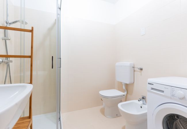 Ferienwohnung in Porto Santa Margherita - PORTESIN - Wohnung auf eine Etg mit Balkon und 2 Schlafzimmer Ferienwohnung in Porto Santa Margherita - PORTESIN - Wohnung auf eine Etg mit Balkon und 2 Schlafzimmer