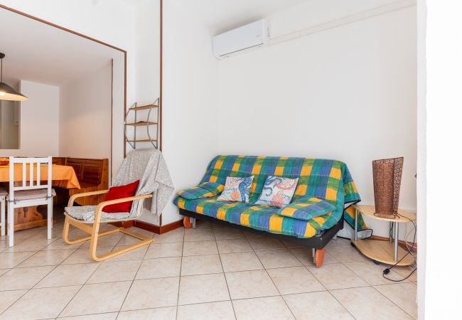 Ferienwohnung in Porto Santa Margherita - EUROPA - Wohnung auf eine Etg + Balkon und 2 Schlafzimmer Ferienwohnung in Porto Santa Margherita - EUROPA - Wohnung auf eine Etg + Balkon und 2 Schlafzimmer