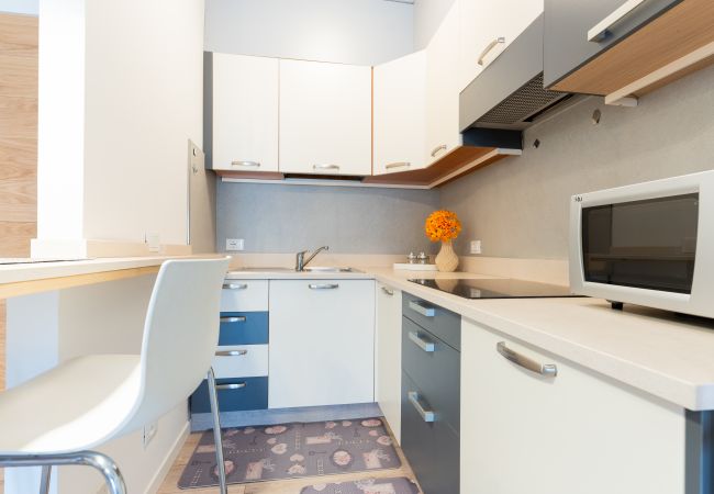 Ferienwohnung in Porto Santa Margherita - HOLIDAY - Whg. auf eine ETG (renoviert) + Balkon und 1 Schlafzimmer Ferienwohnung in Porto Santa Margherita - HOLIDAY - Whg. auf eine ETG (renoviert) + Balkon und 1 Schlafzimmer