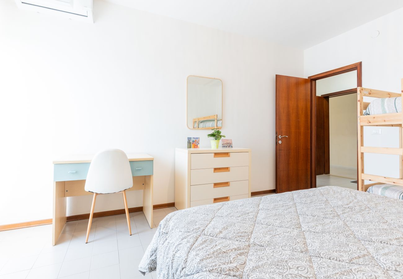 Ferienwohnung in Porto Santa Margherita - CARAVELLA 2  - Wohnung mit Balkon und 1 Schlafzimmer mit Stockbett Ferienwohnung in Porto Santa Margherita - CARAVELLA 2  - Wohnung mit Balkon und 1 Schlafzimmer mit Stockbett
