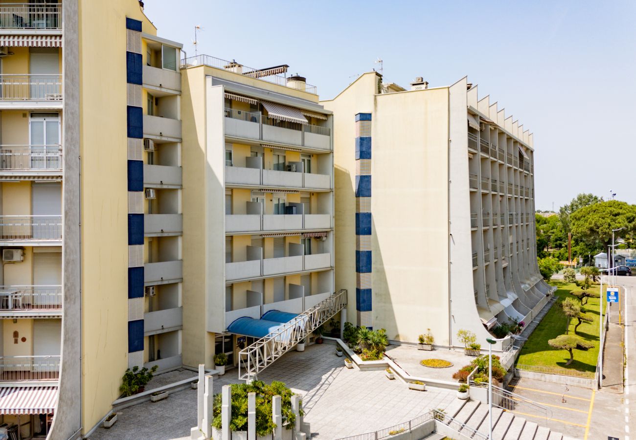 Apartment in Porto Santa Margherita - BORA - One-bedroom apt on a floor with balcony Apartment in Porto Santa Margherita - BORA - One-bedroom apt on a floor with balcony