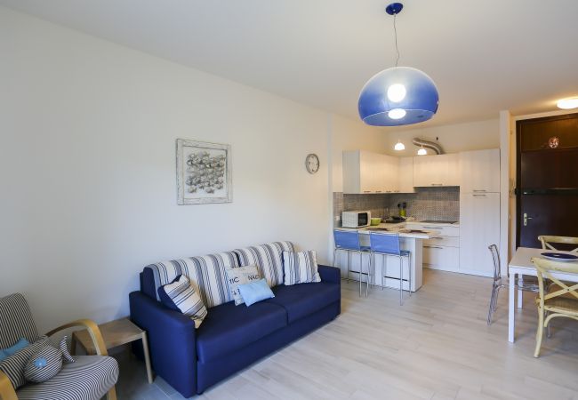 Apartment in Porto Santa Margherita - GARDEN - One-bedroom apt. on a floor with balcony Apartment in Porto Santa Margherita - GARDEN - One-bedroom apt. on a floor with balcony