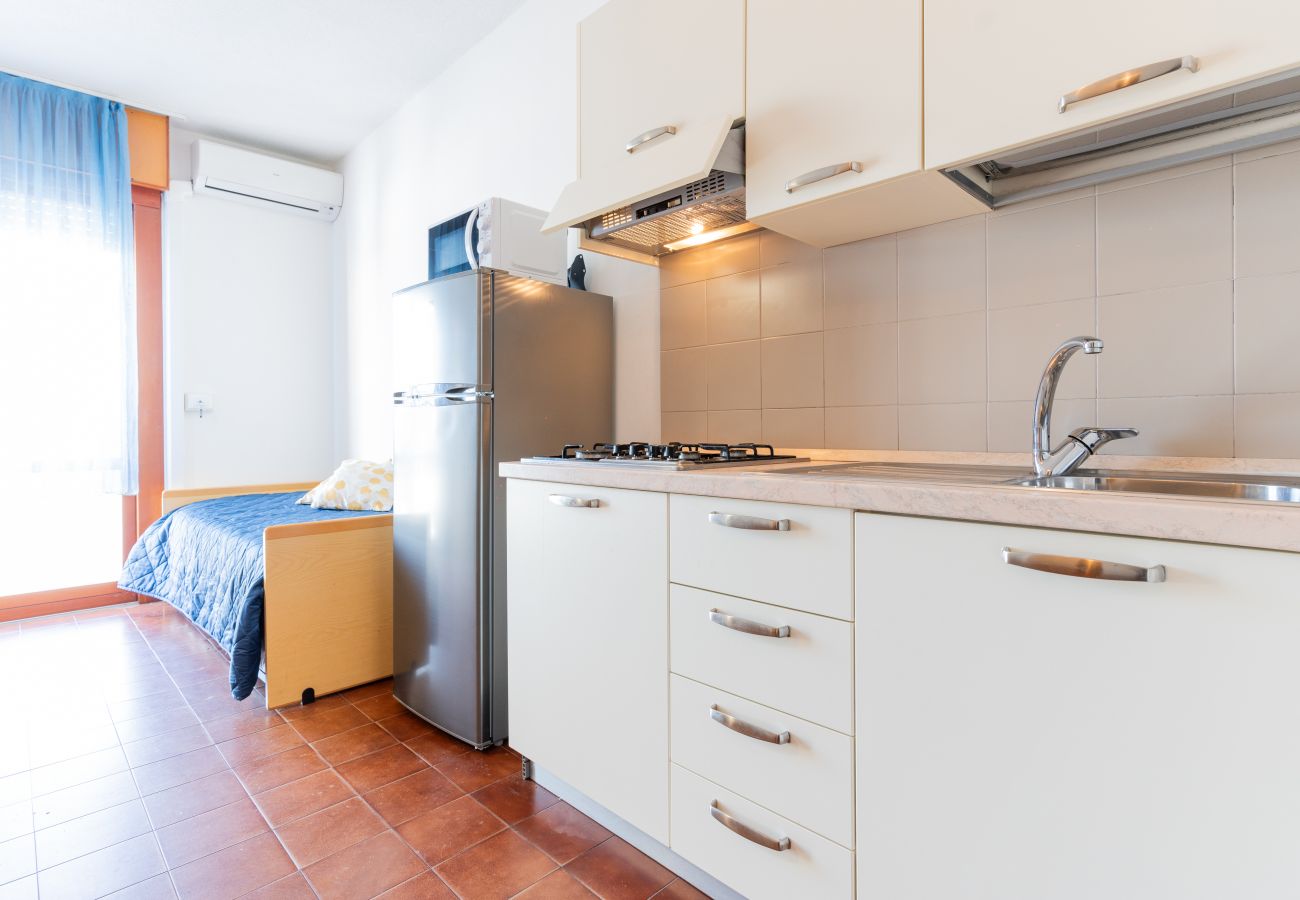 Studio in Porto Santa Margherita - HOLIDAY - Studio with balcony Studio in Porto Santa Margherita - HOLIDAY - Studio with balcony