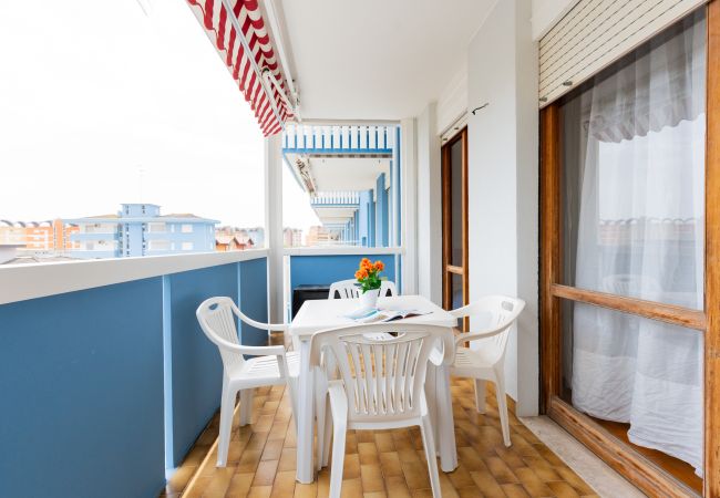 Apartment in Porto Santa Margherita - HOLIDAY - One-bedroom apt. on a floor with balcony Apartment in Porto Santa Margherita - HOLIDAY - One-bedroom apt. on a floor with balcony