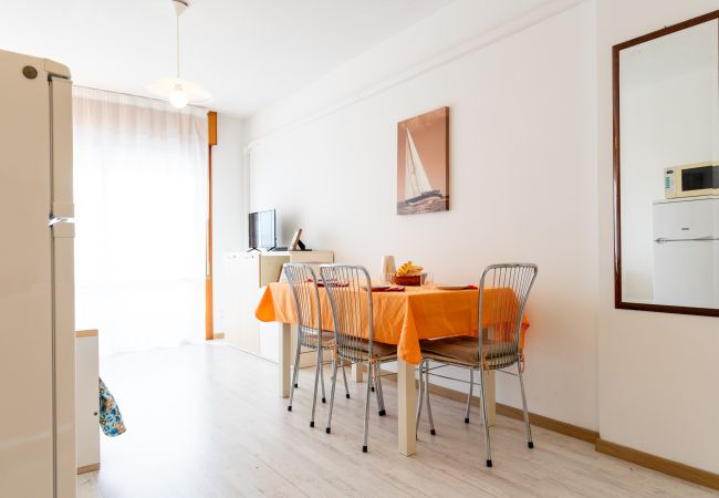 Apartment in Porto Santa Margherita - HOLIDAY - One-bedroom apt. on a floor with balcony Apartment in Porto Santa Margherita - HOLIDAY - One-bedroom apt. on a floor with balcony