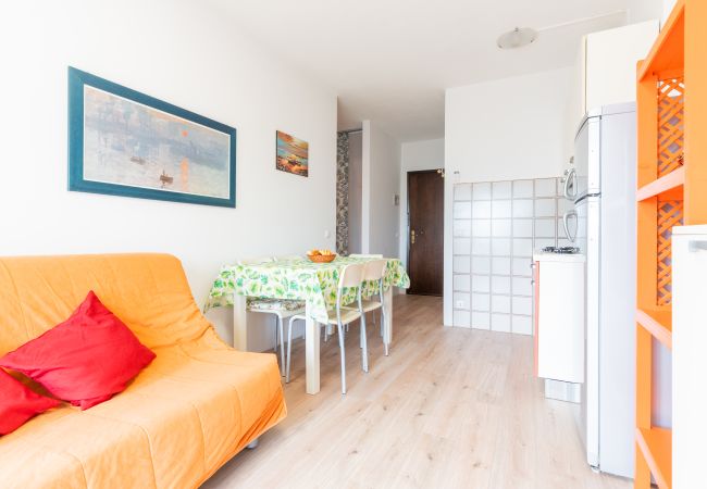 Apartment in Porto Santa Margherita - HOLIDAY - One-bedroom apt. on a floor with balcony Apartment in Porto Santa Margherita - HOLIDAY - One-bedroom apt. on a floor with balcony
