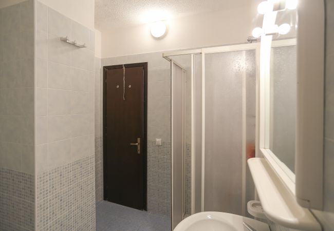 Apartment in Porto Santa Margherita - HOLIDAY - Two-bedroom apt. on a floor with balcony Apartment in Porto Santa Margherita - HOLIDAY - Two-bedroom apt. on a floor with balcony