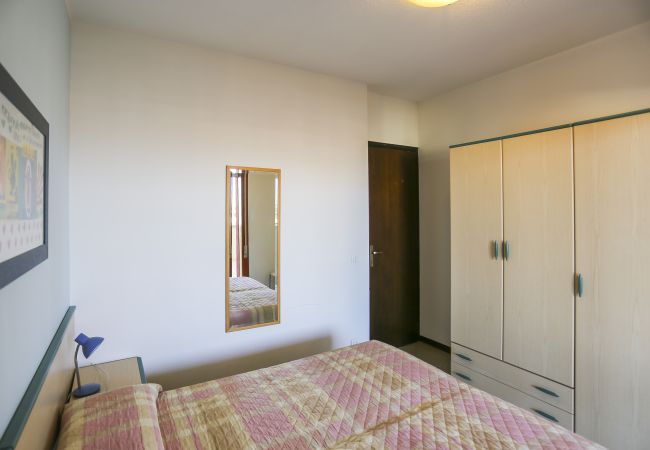 Apartment in Porto Santa Margherita - HOLIDAY - Two-bedroom apt. on a floor with balcony Apartment in Porto Santa Margherita - HOLIDAY - Two-bedroom apt. on a floor with balcony