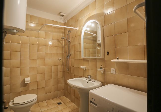 Apartment in Porto Santa Margherita - HOLIDAY - Two-bedroom apt. on a floor with balcony Apartment in Porto Santa Margherita - HOLIDAY - Two-bedroom apt. on a floor with balcony