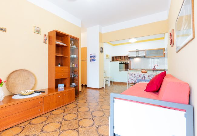Apartment in Porto Santa Margherita - PORTESIN - Two-bedroom apartment with balcony Apartment in Porto Santa Margherita - PORTESIN - Two-bedroom apartment with balcony