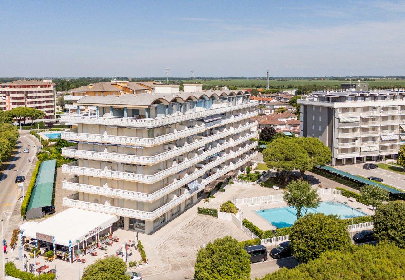 Apartment in Porto Santa Margherita - PORTESIN - One-bedroom apartment with balcony(4pax) Apartment in Porto Santa Margherita - PORTESIN - One-bedroom apartment with balcony(4pax)