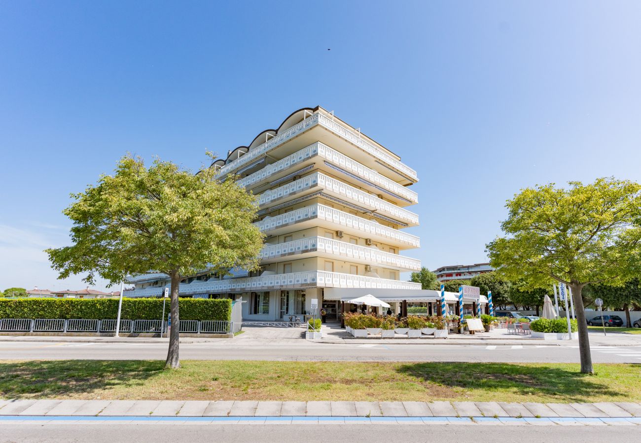 Apartment in Porto Santa Margherita - PORTESIN - One-bedroom apartment with balcony(4pax) Apartment in Porto Santa Margherita - PORTESIN - One-bedroom apartment with balcony(4pax)