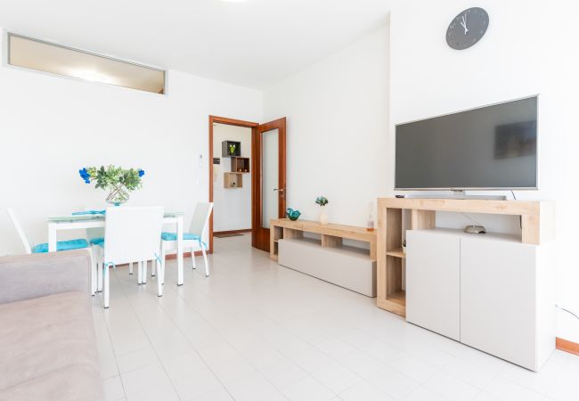 Apartment in Porto Santa Margherita - CARAVELLA 2 - One-bedroom apartment and balcony Apartment in Porto Santa Margherita - CARAVELLA 2 - One-bedroom apartment and balcony